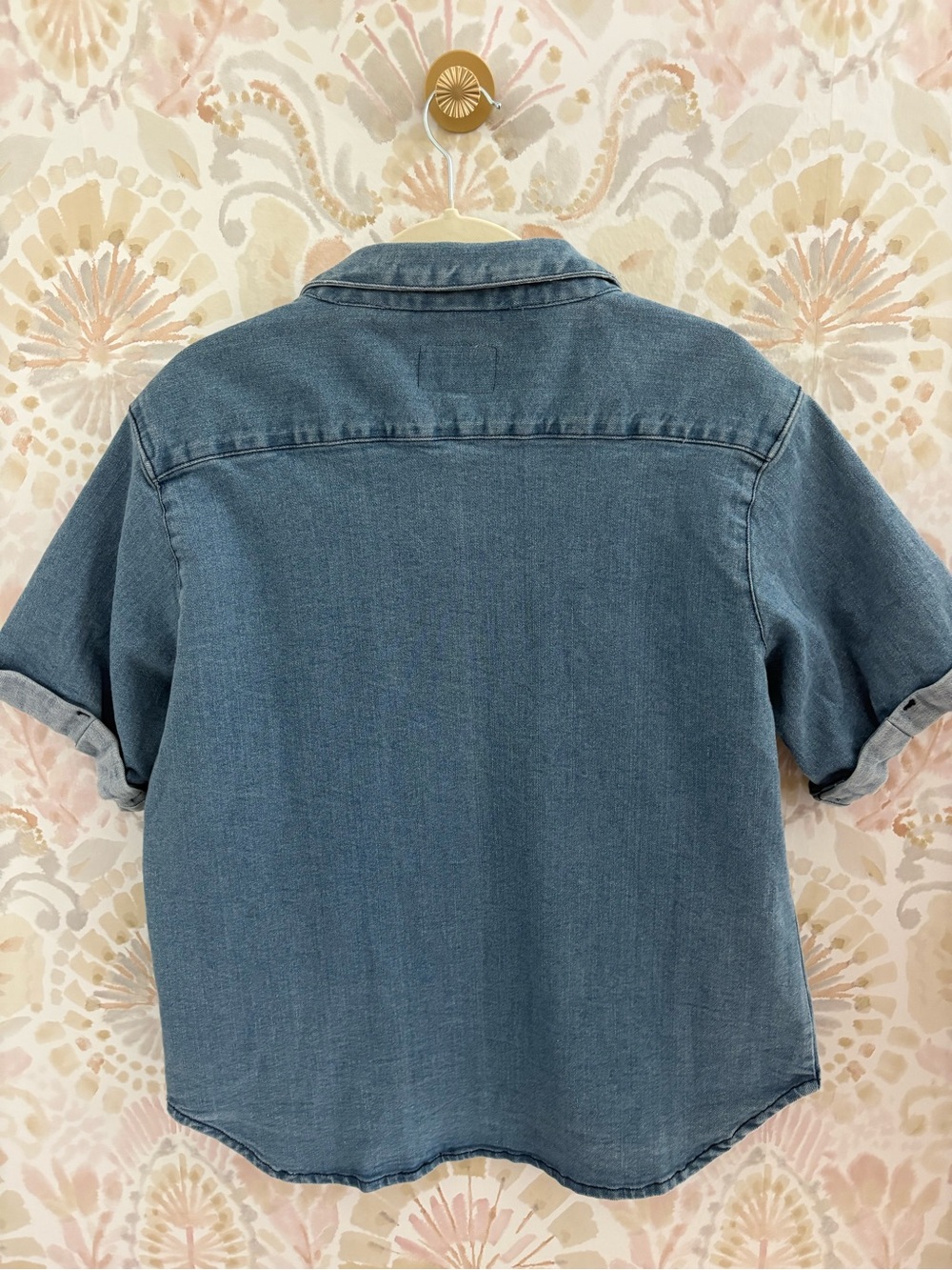 NWT Velvet Heart Denim Short Sleeve Button Down Shirt Medium Wash Blue | XL - Picture 3 of 6